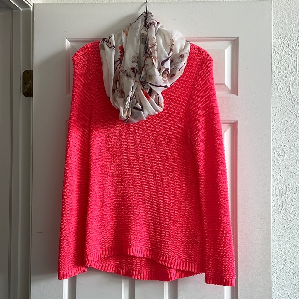 H&M Bright Pink sweater with scarf, size small